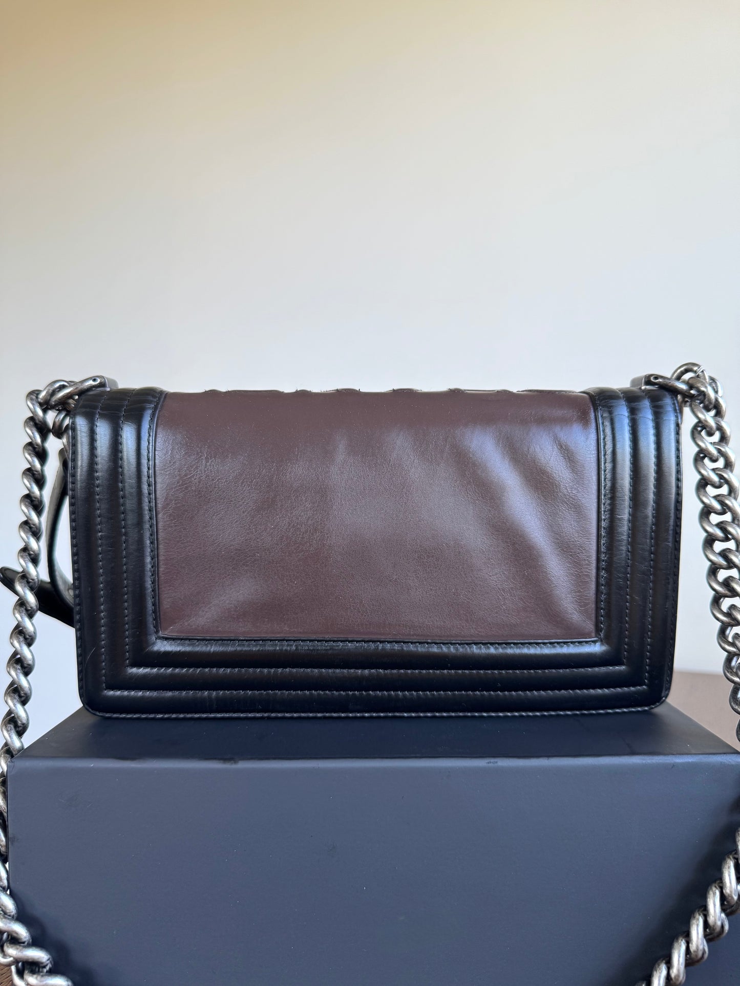 Pre-owned Chanel Boy Medium Brown Black Leather Flap Bag
