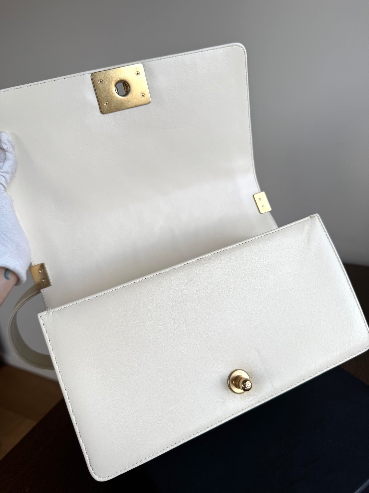 Pre-owned Chanel Boy Medium Embossed Cream Leather Bag