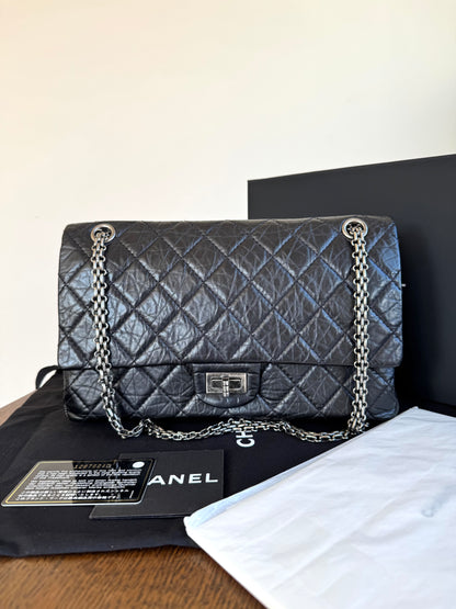 Pre-owned Chanel 2.55 Reissue Large 226 Black Calfskin Flap Bag
