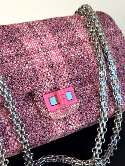 Pre-owned Chanel 2.55 Reissue 225 Medium Pink Tweed Flap Bag