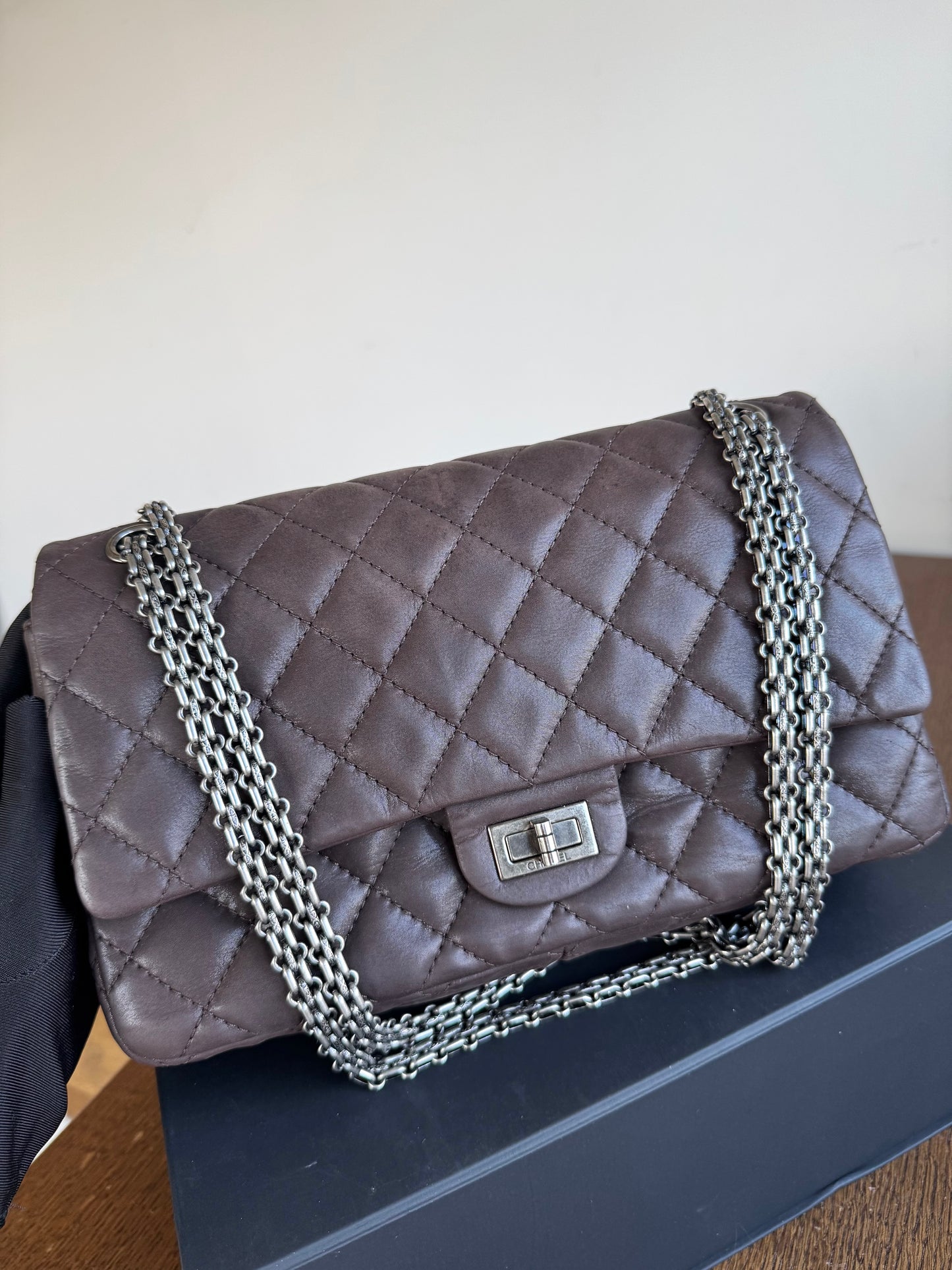 Pre-owned Chanel 2.55 Reissue Large 226 Chocolate Iridescent Leather Flap Bag