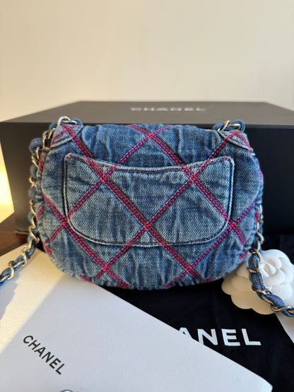Pre-owned Chanel 22S Coco Beach Mini Denim Crossbody Bag