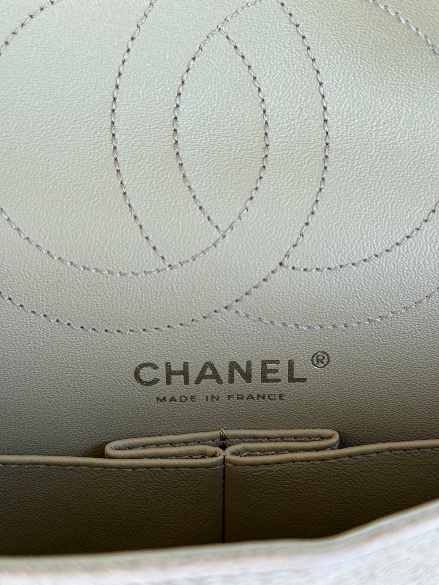 Pre-owned Chanel 2.55 Reissue Large 226 Pistachio Green Nubuck Flap Bag