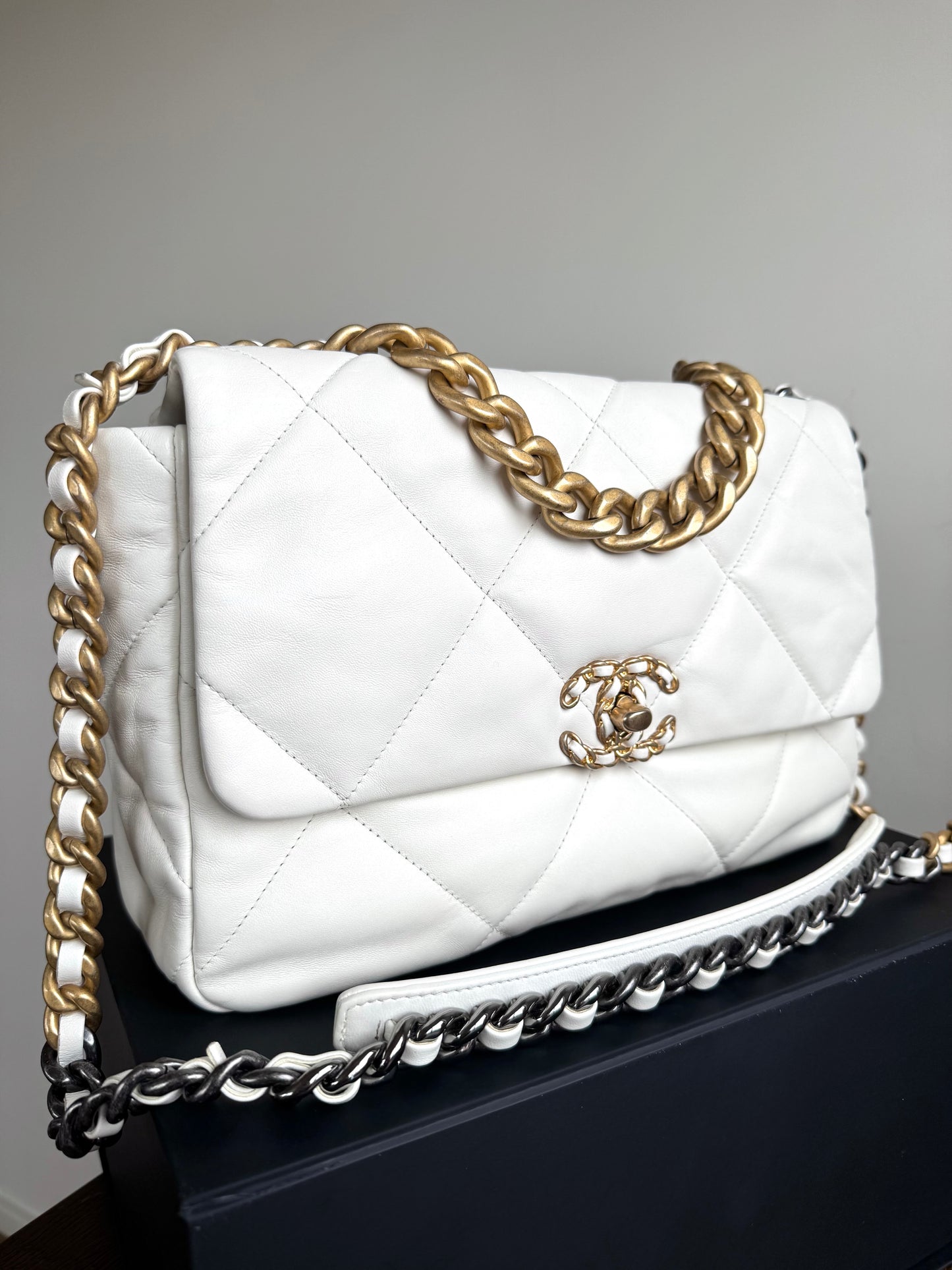 Pre-owned Chanel 19 Large White Lambskin Flap Bag