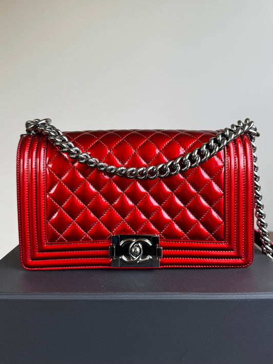 Pre-owned Chanel Boy Medium Metallic Red Patent Leather Bag