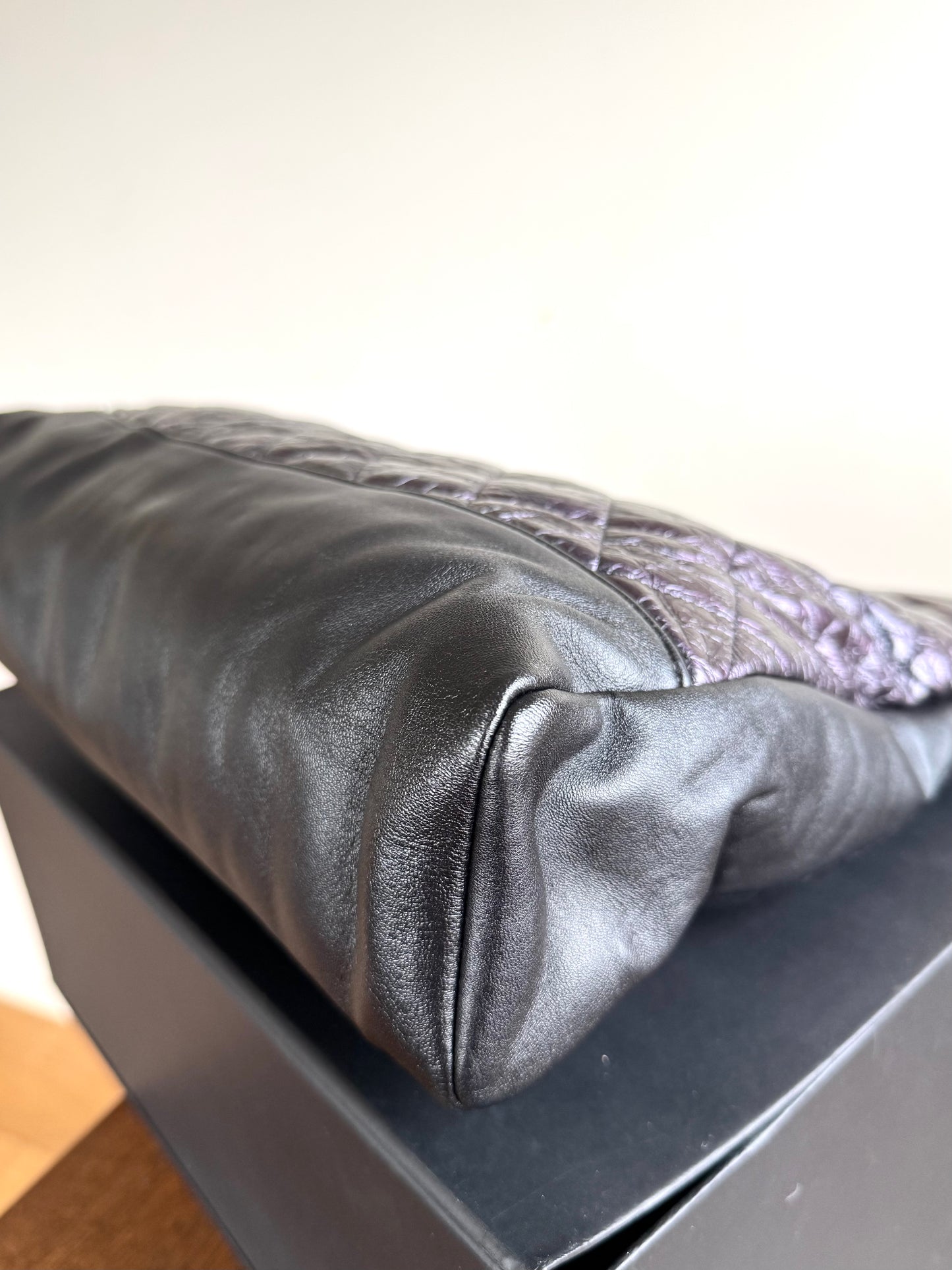 Pre-owned Chanel 31bag Large Black Purple Waxed Leather Tote Bag