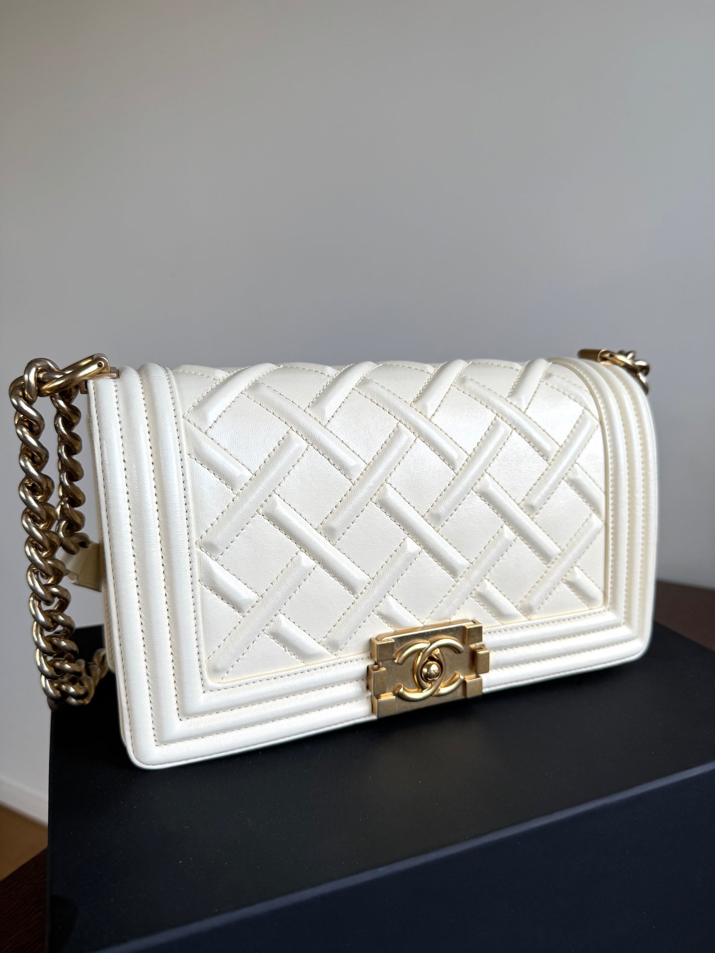 Pre-owned Chanel Boy Medium Embossed Cream Leather Bag