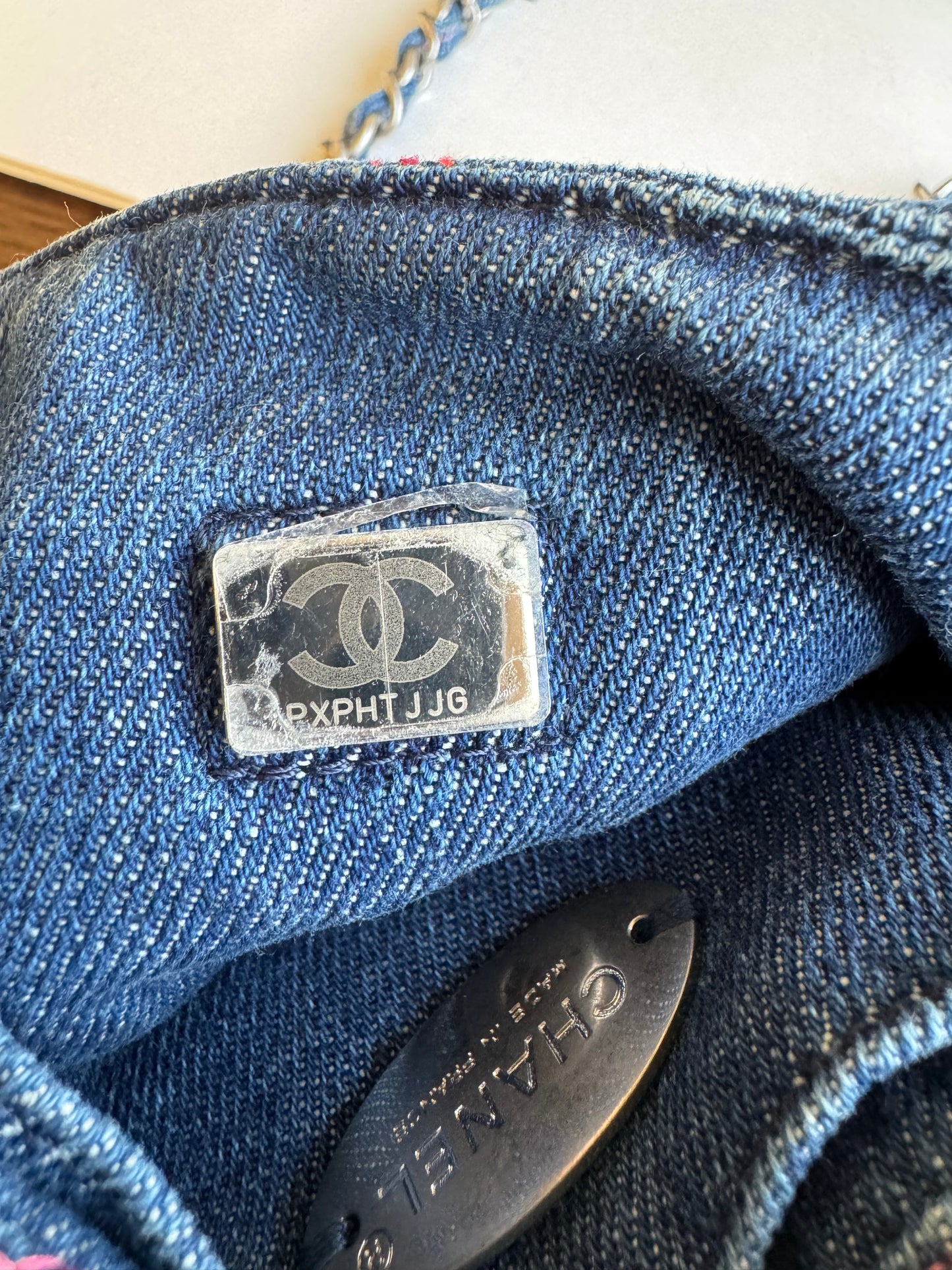 Pre-owned Chanel 22S Coco Beach Mini Denim Crossbody Bag