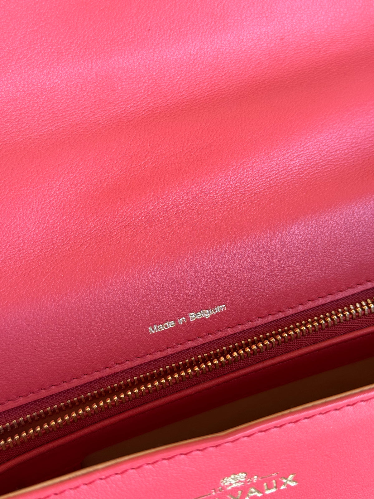 Pre-owned Delvaux Tempête MM Salmon Pink Crocodile Leather Bag