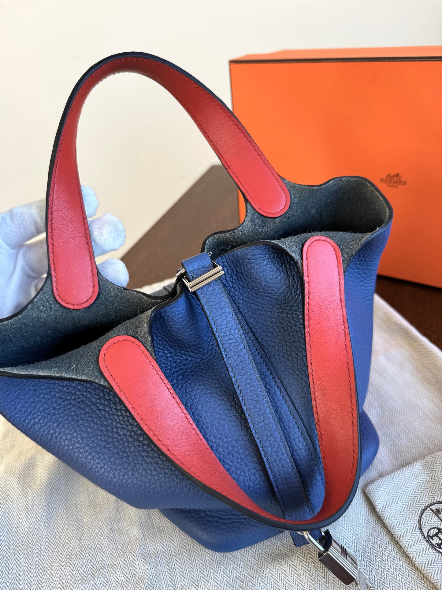 Pre-owned Hermès Picotin 18 Blue Brighton Capucine Clemence Bucket Bag