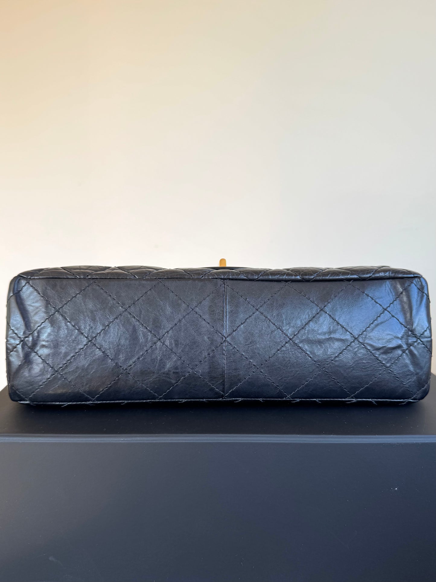 Pre-owned Chanel 2.55 Reissue Maxi 227 Black Calfskin Flap Bag