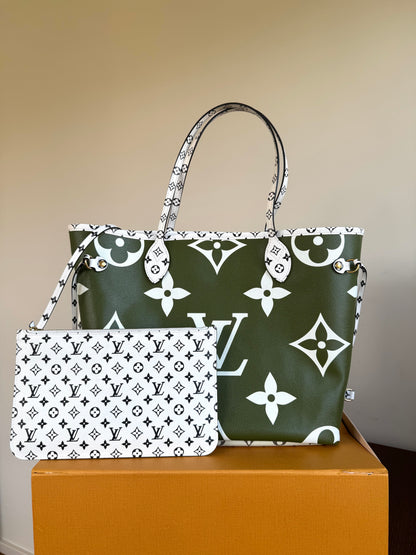 Pre-owned Louis Vuitton Neverfull MM Monogram Giant Kaki Tote Bag