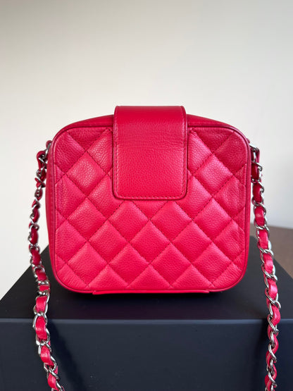Pre-owned Chanel CC Box Mini Red Leather Camera Bag