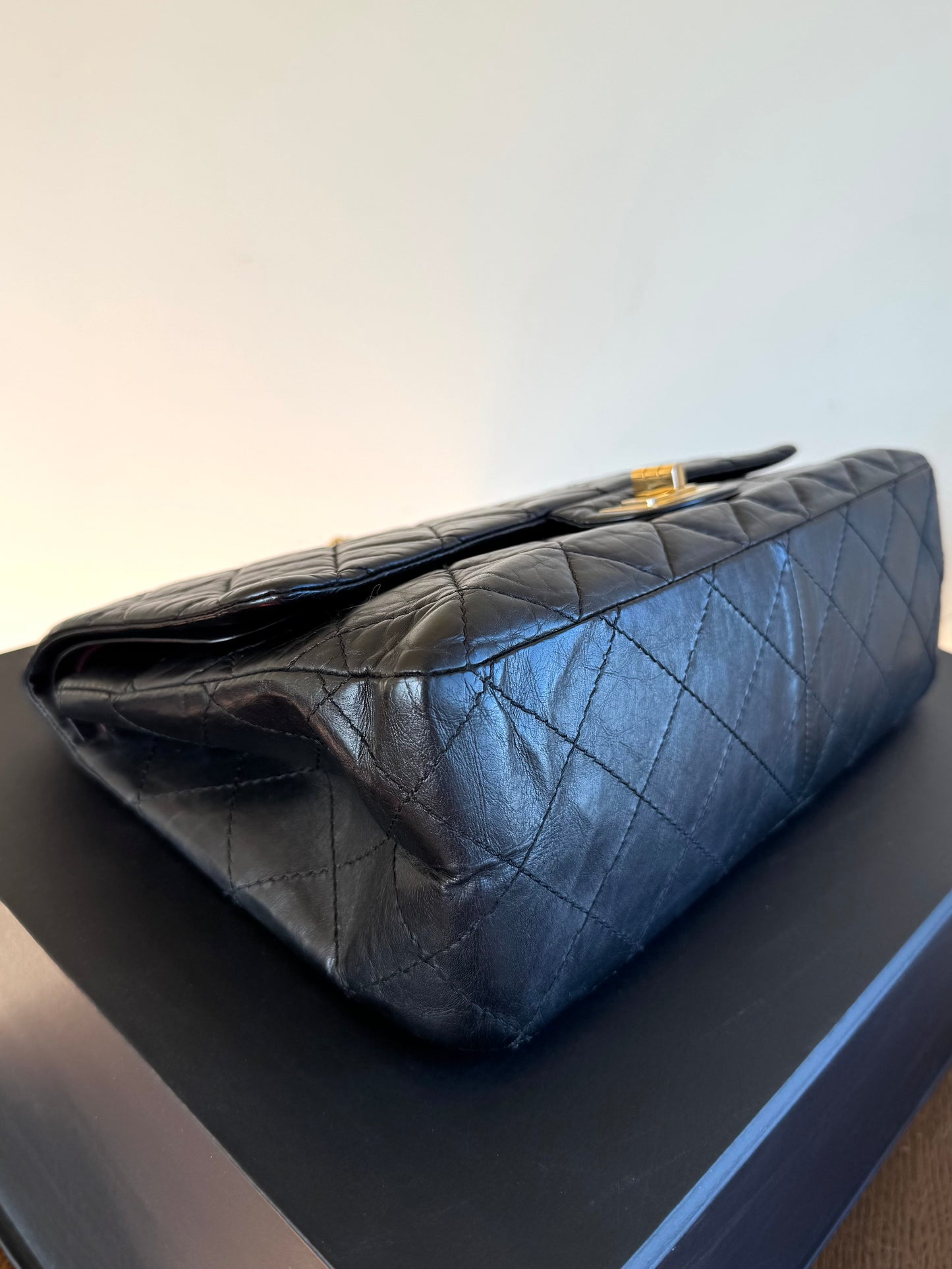 Pre-owned Chanel 2.55 Reissue Maxi 227 Black Calfskin Flap Bag