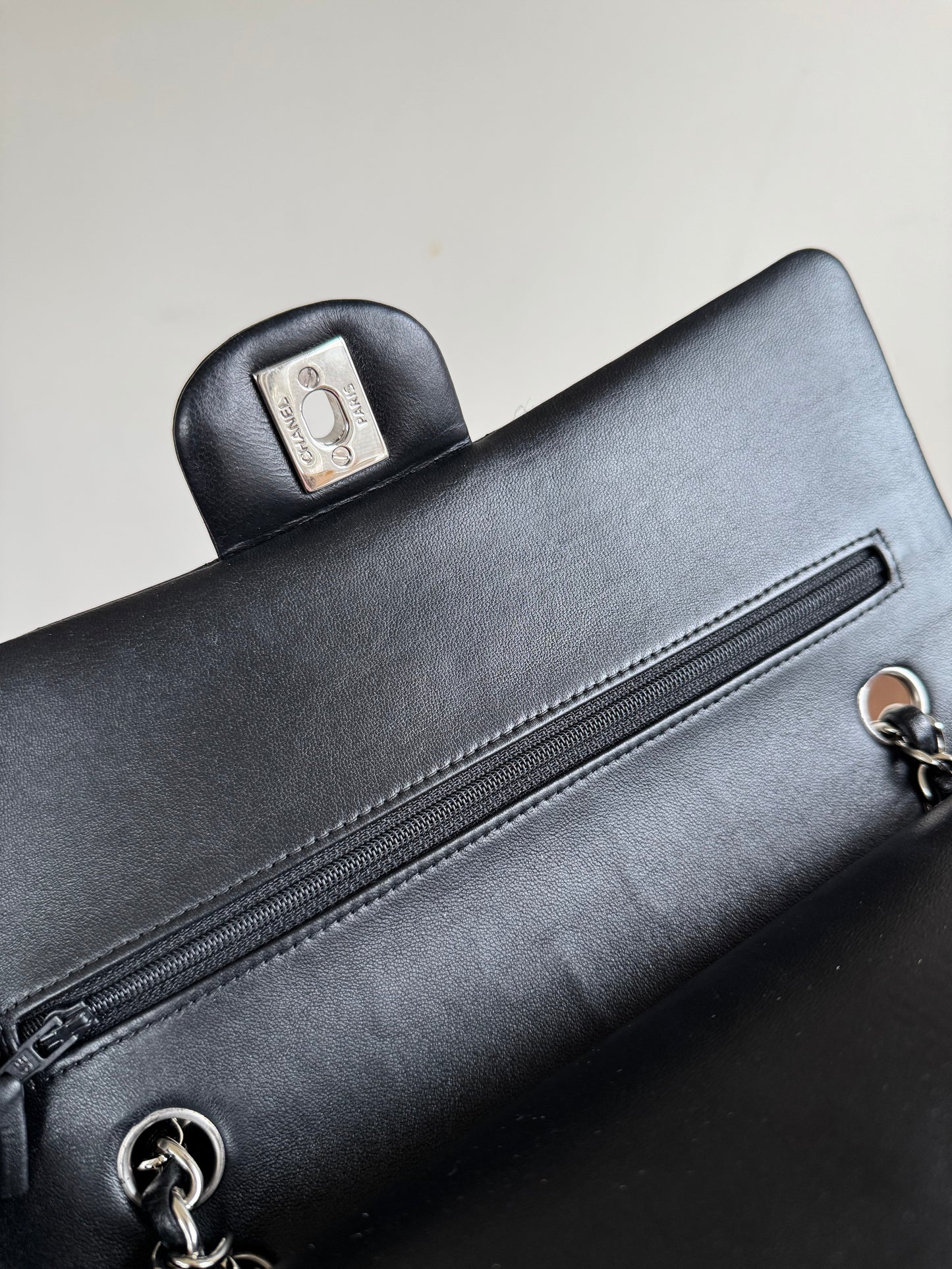 Pre-owned Chanel Timeless Classic Medium Black Lambskin Flap Bag