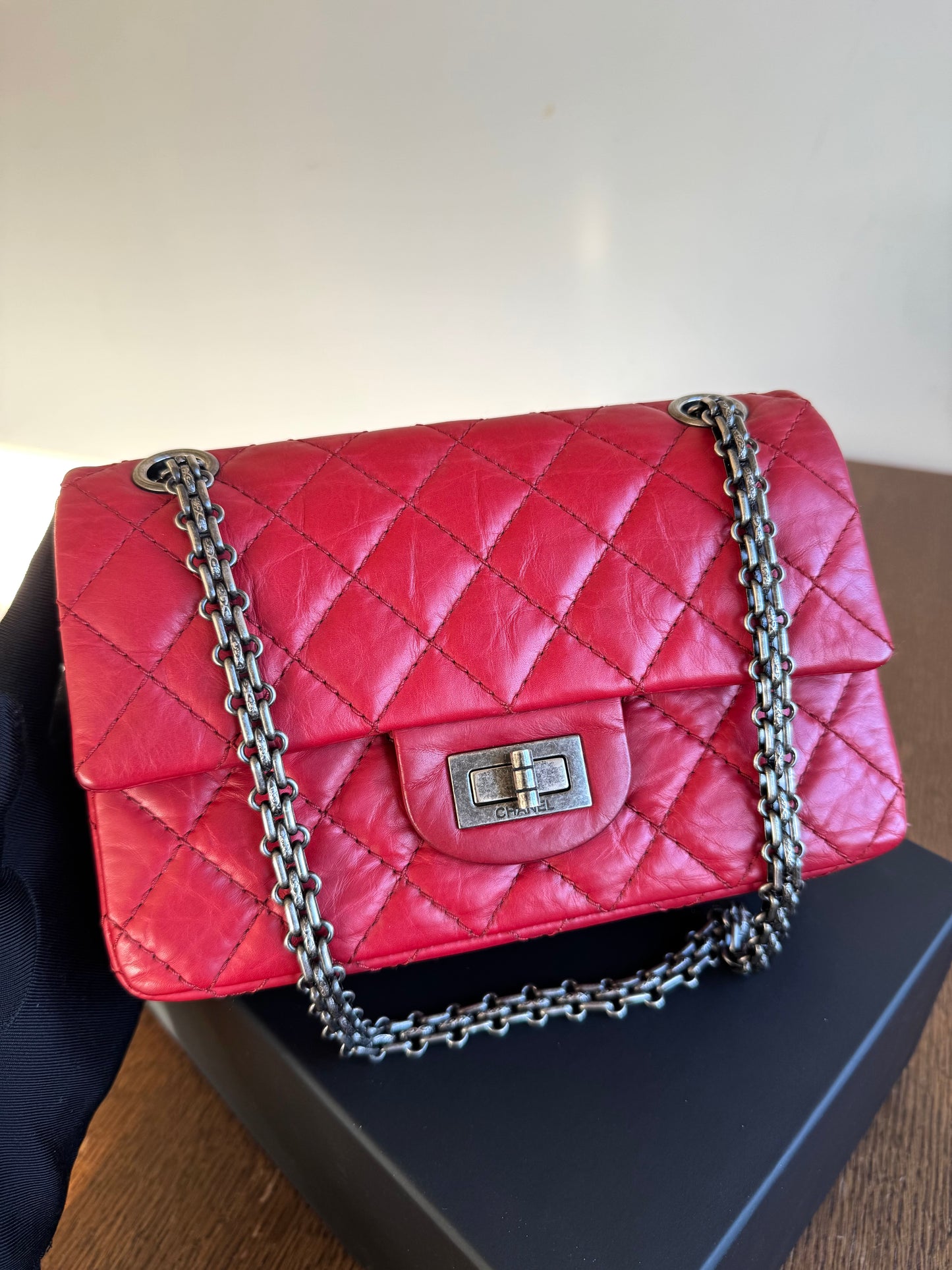 Pre-owned Chanel 2.55 Reissue Small 224 Red Leather Flap Bag