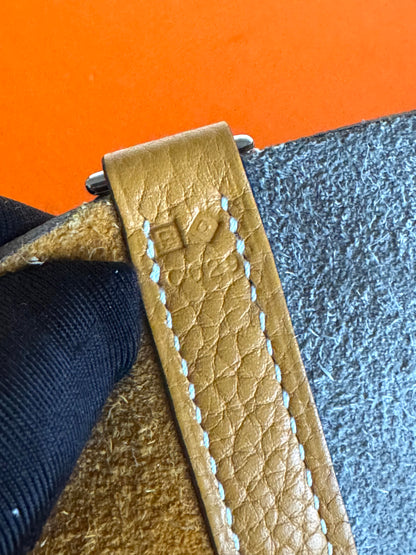Pre-owned Hermès Picotin 22 Bicolor Clemence Handbag