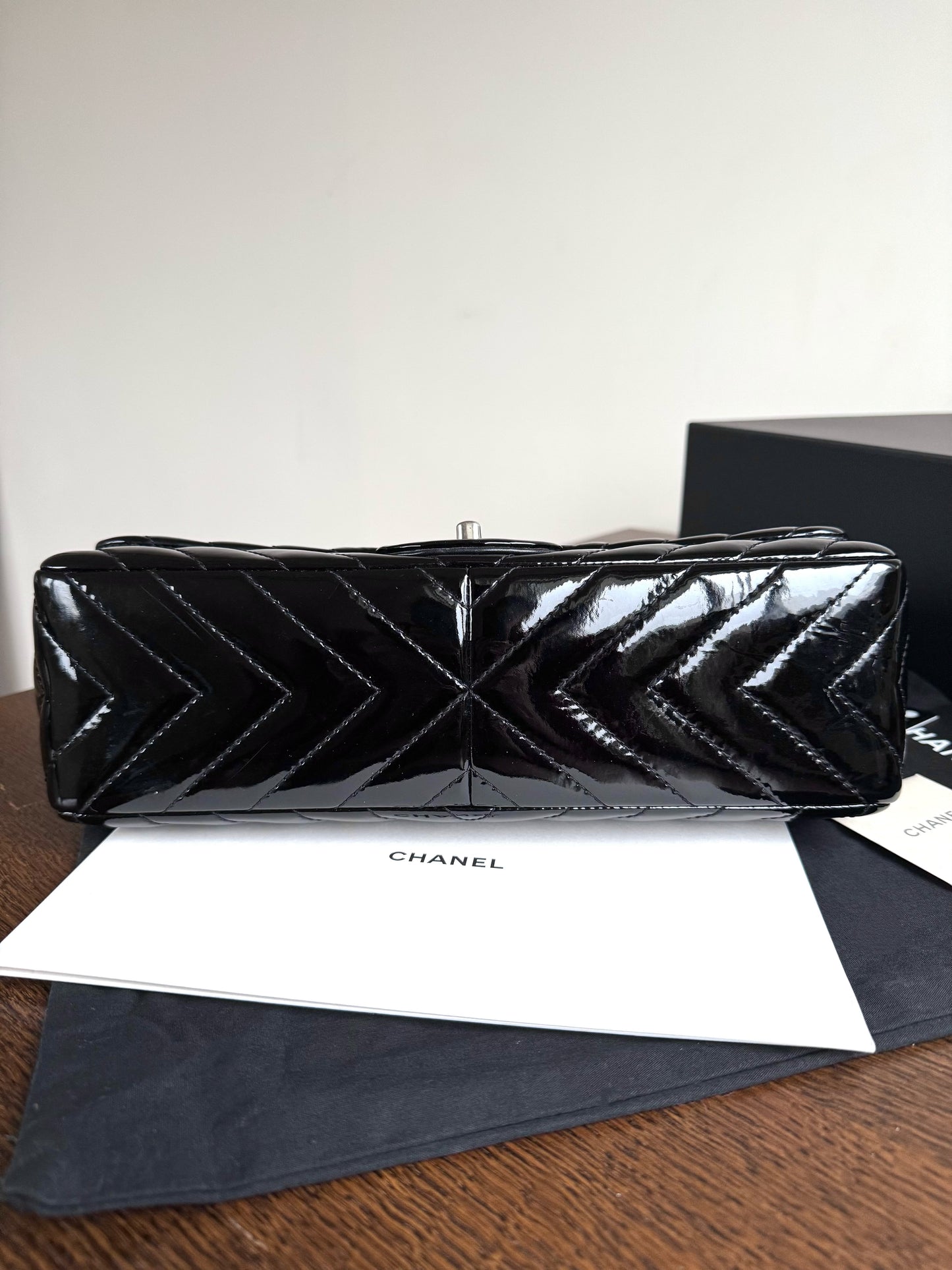 Pre-owned Chanel Classic Jumbo Black Patent Leather Flap Bag