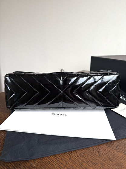 Pre-owned Chanel Classic Jumbo Black Patent Leather Flap Bag
