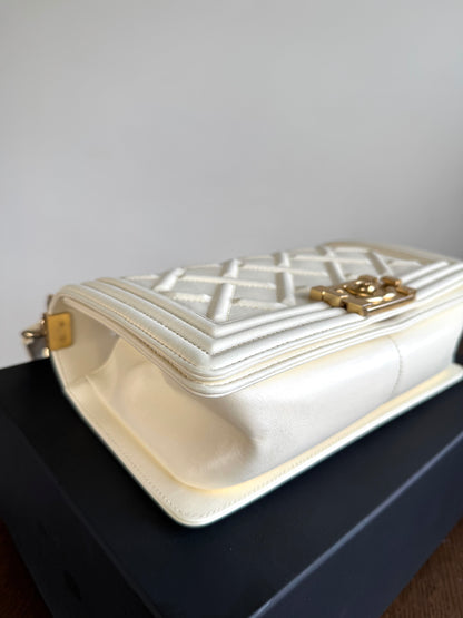 Pre-owned Chanel Boy Medium Embossed Cream Leather Bag