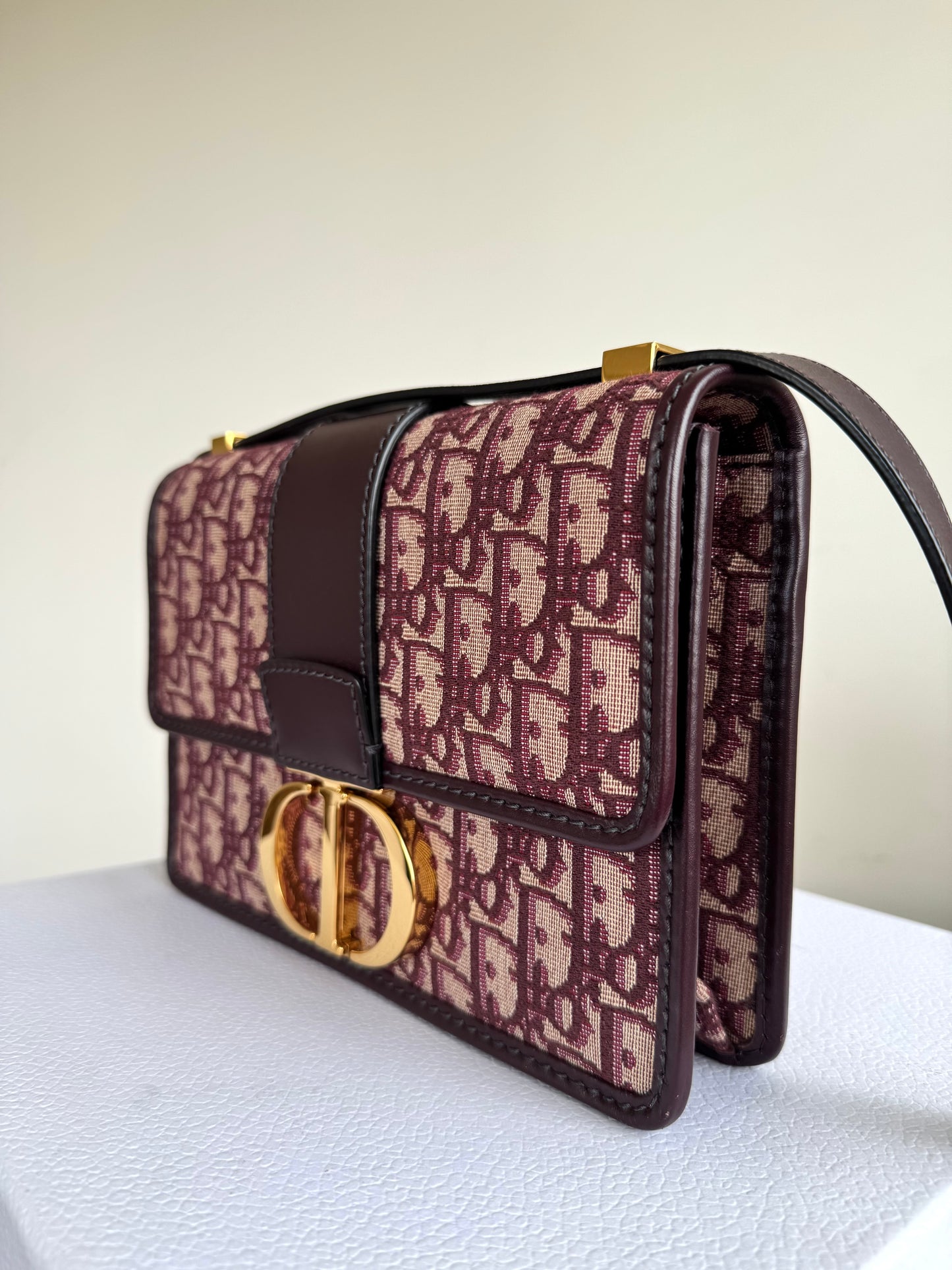 Pre-owned Dior 30 Montaigne Medium Burgundy Canvas Leather Bag
