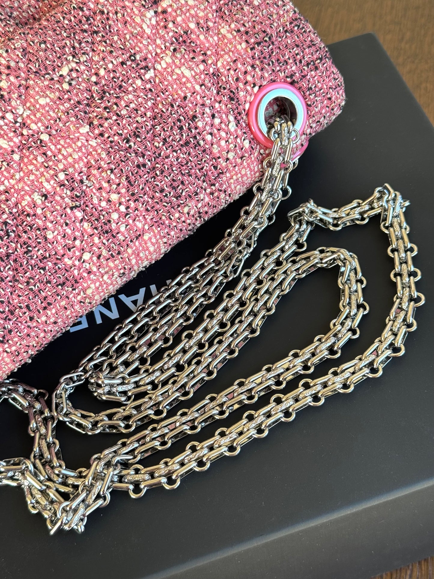 Pre-owned Chanel 2.55 Reissue 225 Medium Pink Tweed Flap Bag