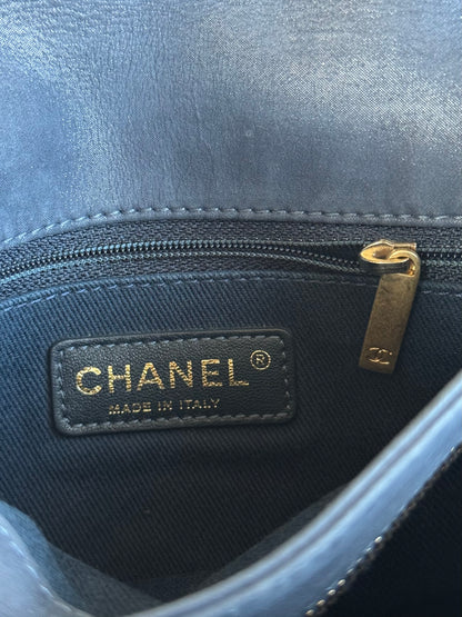 Pre-owned Chanel CC Stitch Quilted Blue Iridescent Leather Flap Bag