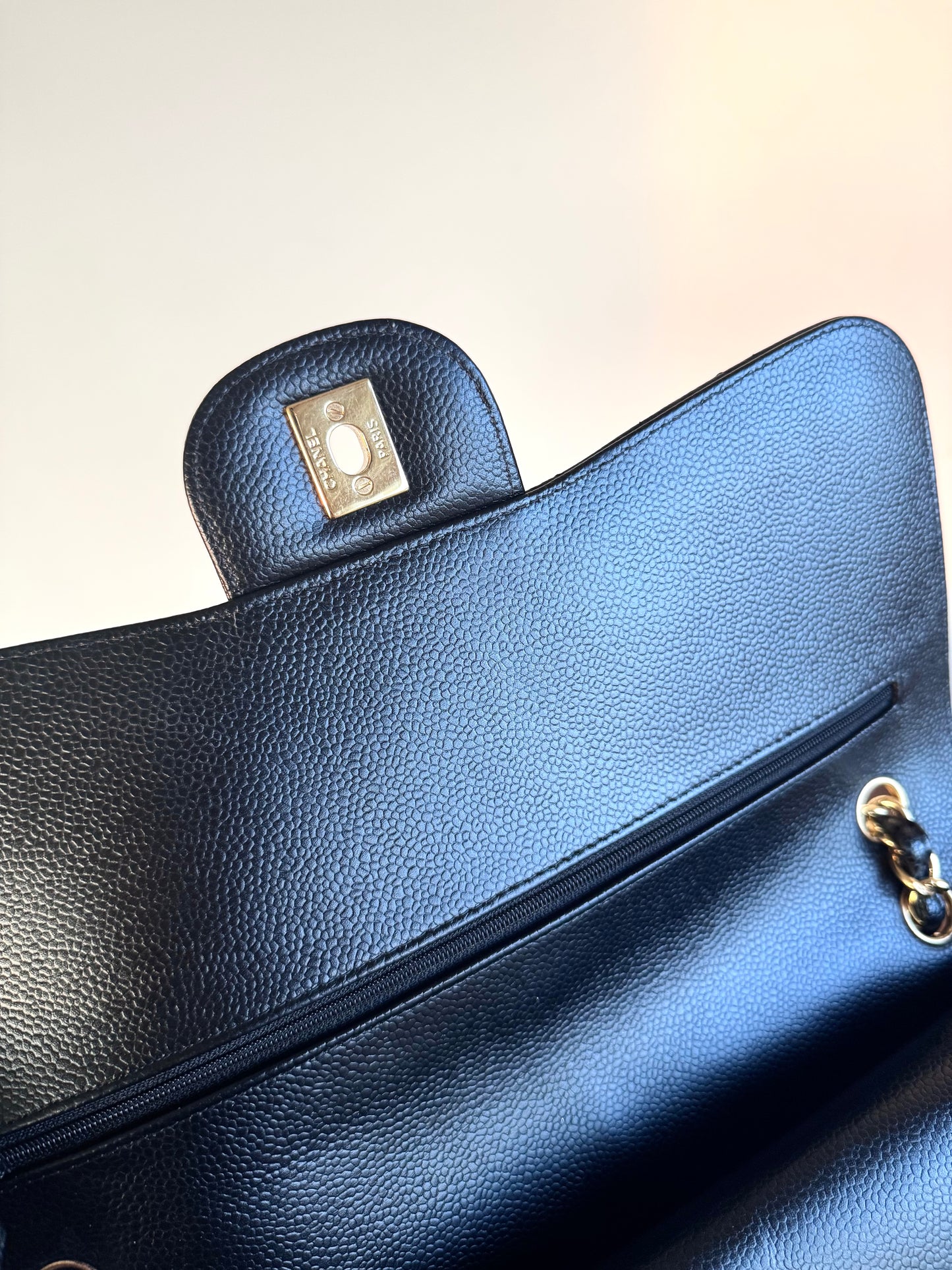 Pre-owned Chanel Timeless Classic Jumbo Black Caviar Flap Bag