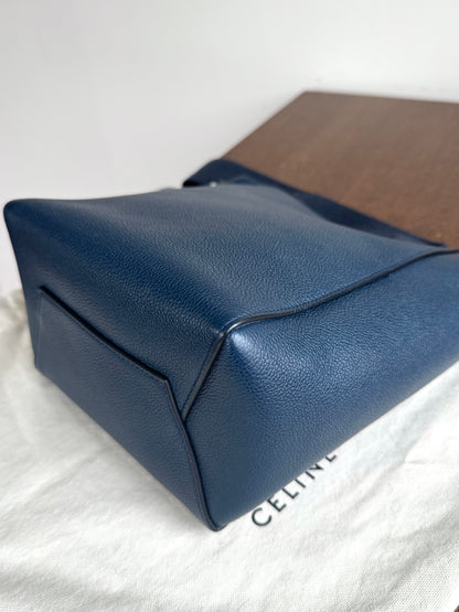 Pre-owned Céline Seau Sangle Small Navy Calfskin Tote Bag