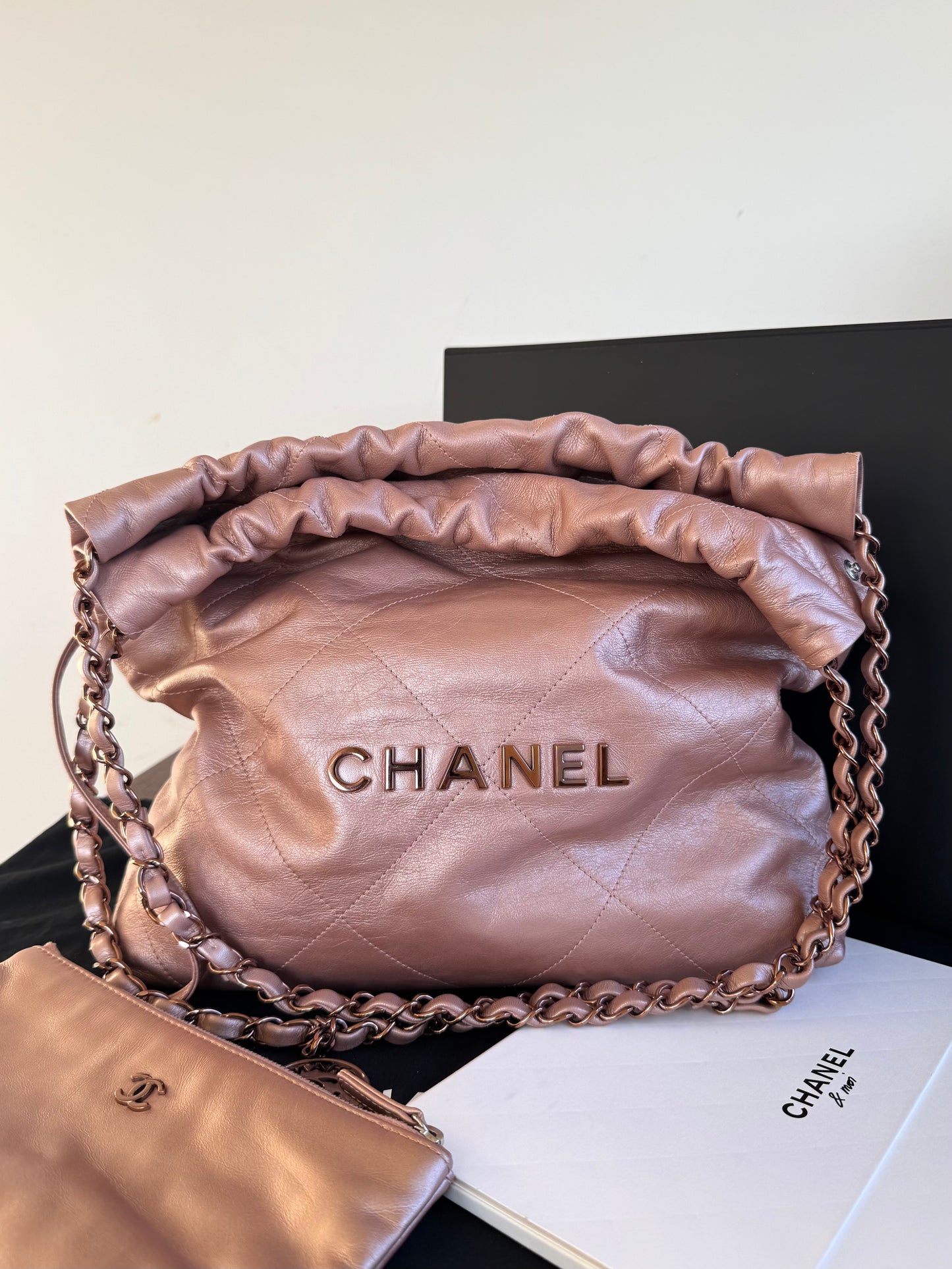 Pre-owned Chanel 22 Small Rose Gold Leather Tote Bag Limited Color