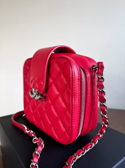 Pre-owned Chanel CC Box Mini Red Leather Camera Bag