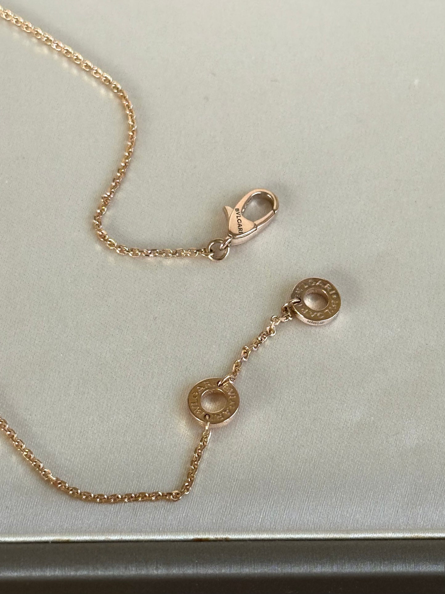 Pre-owned Bvlgari Divas Turquoise 18K Pink Gold Nacklace