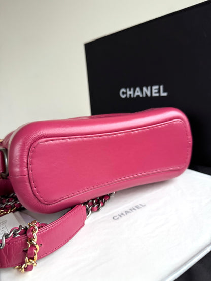 Pre-owned Chanel Gabrielle Small Pink Leather Hobo Bag