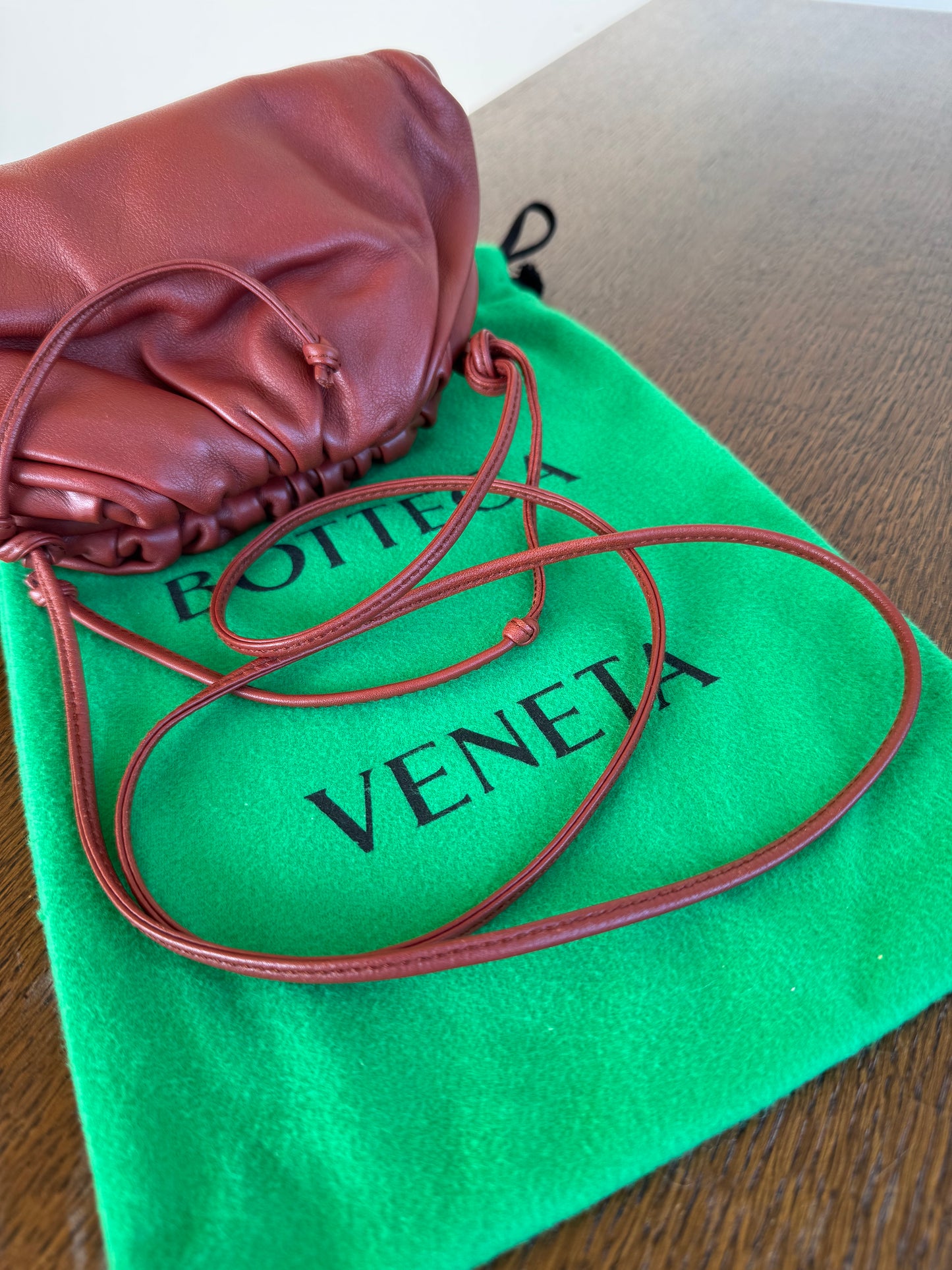 Pre-owned Bottega Veneta Mini Pouch Burgundy Lambskin Crossbody Bag