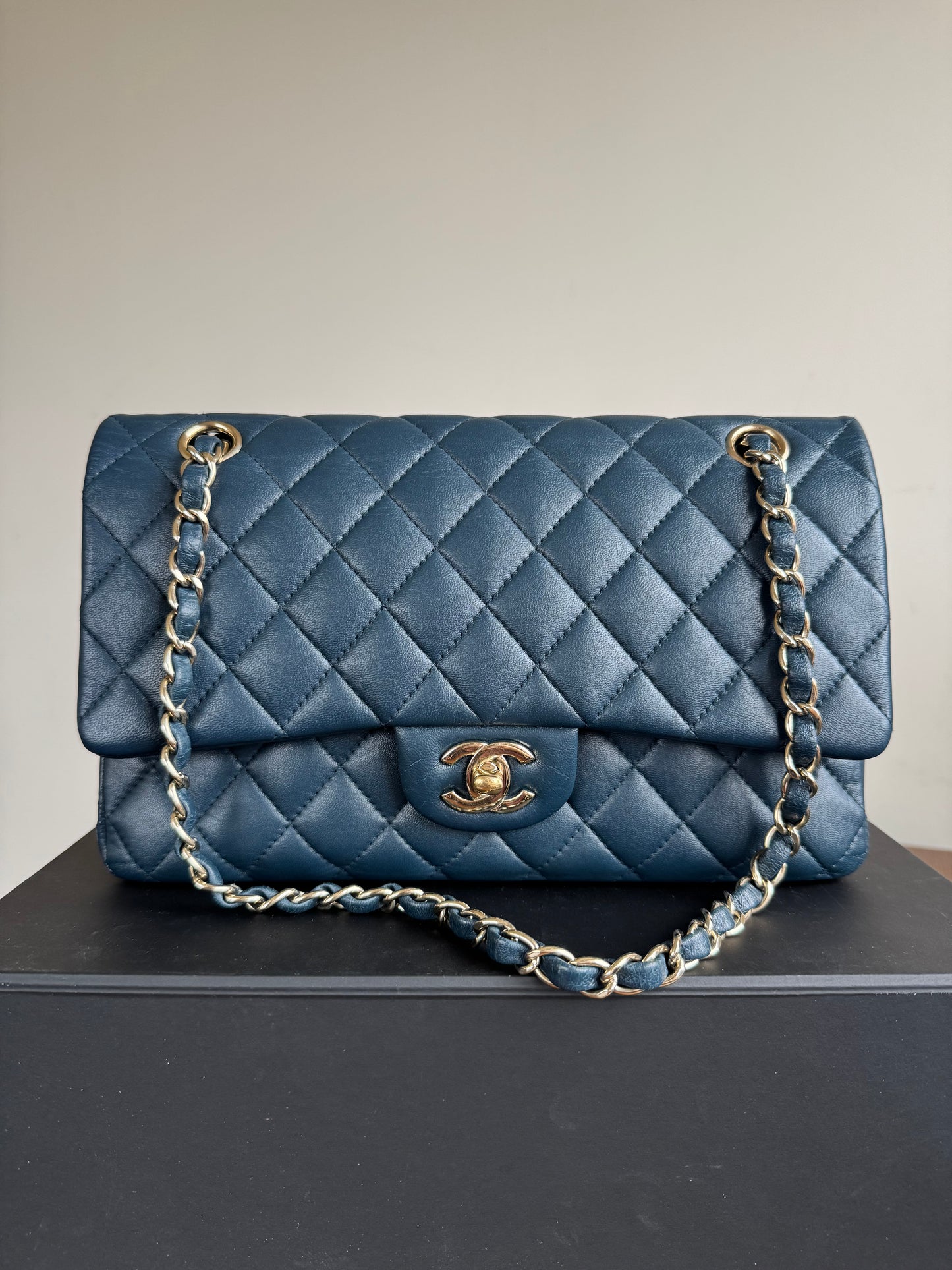 Pre-owned Chanel Timeless Classic Medium Marine Blue Lambskin Flap Bag