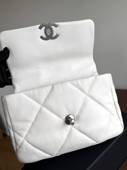 Pre-owned Chanel 19 Small Creamy White Lambskin Flap Bag