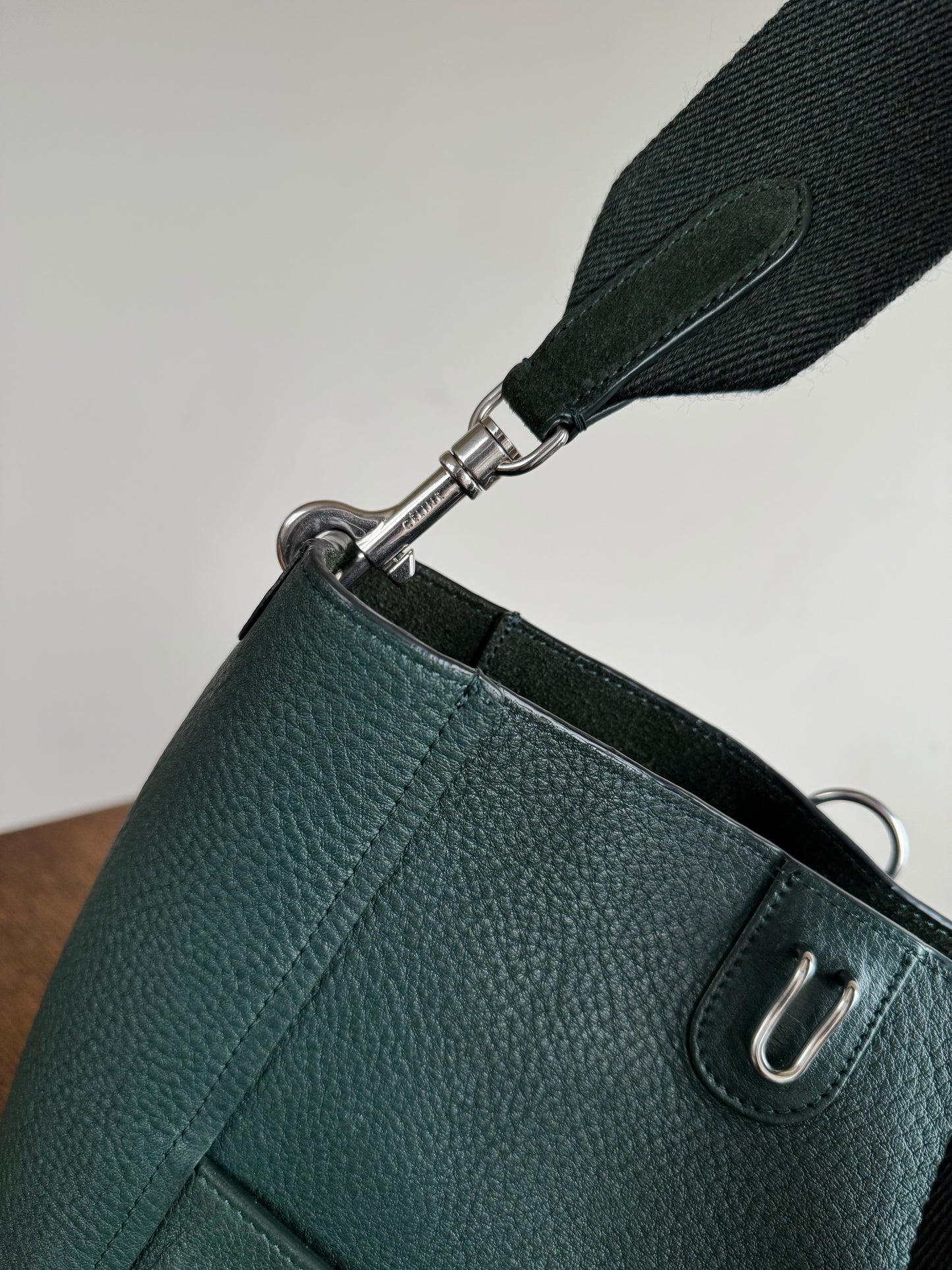 Pre-owned Céline Seau Sangle Small Dark Green Leather Tote Bag