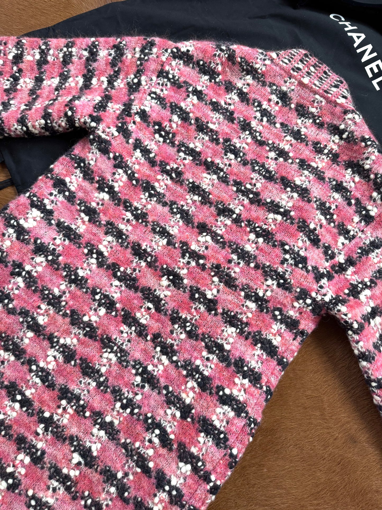 Pre-owned Chanel Paris-Salzburg Black Pink Wool Coat