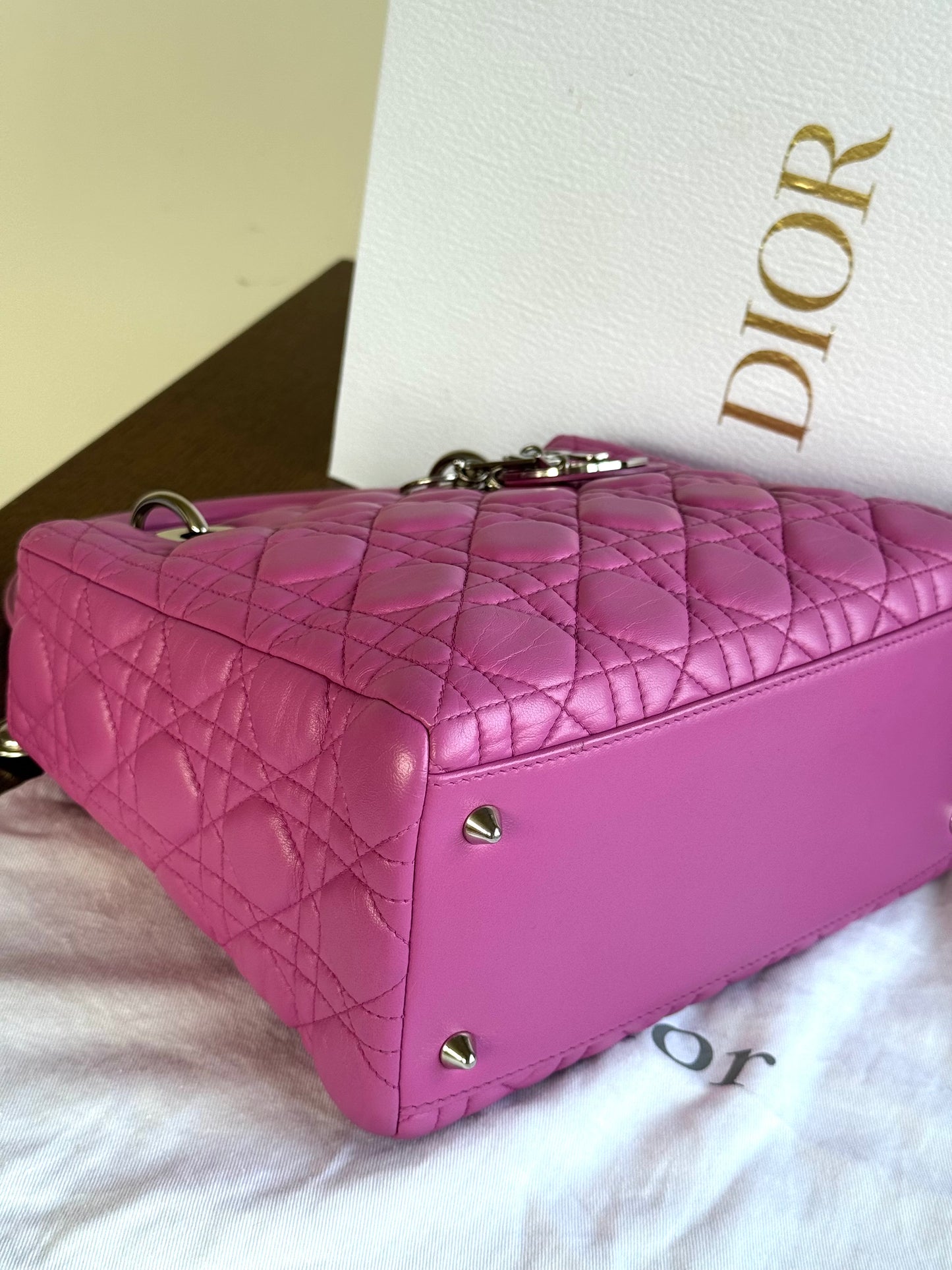 Pre-owned Dior Lady Dior Medium Pink Lambskin Bag