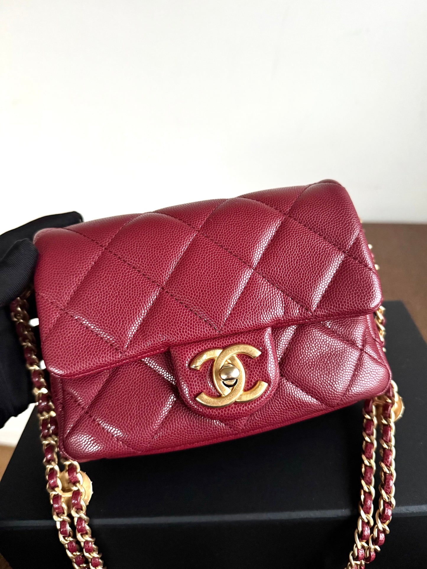 Pre-owned Chanel Twist Your Button Mini Burgundy CaviarFlap Bag