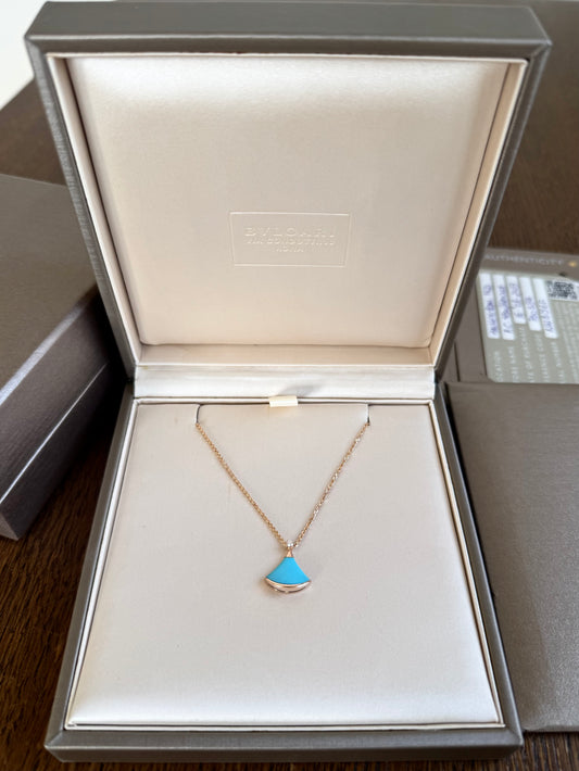 Pre-owned Bvlgari Divas Turquoise 18K Pink Gold Nacklace