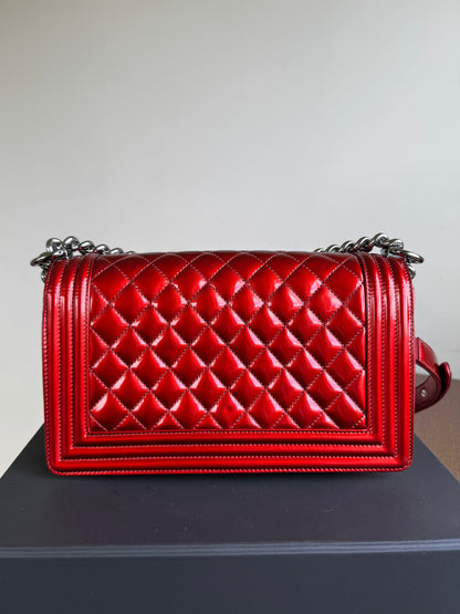 Pre-owned Chanel Boy Medium Metallic Red Patent Leather Bag