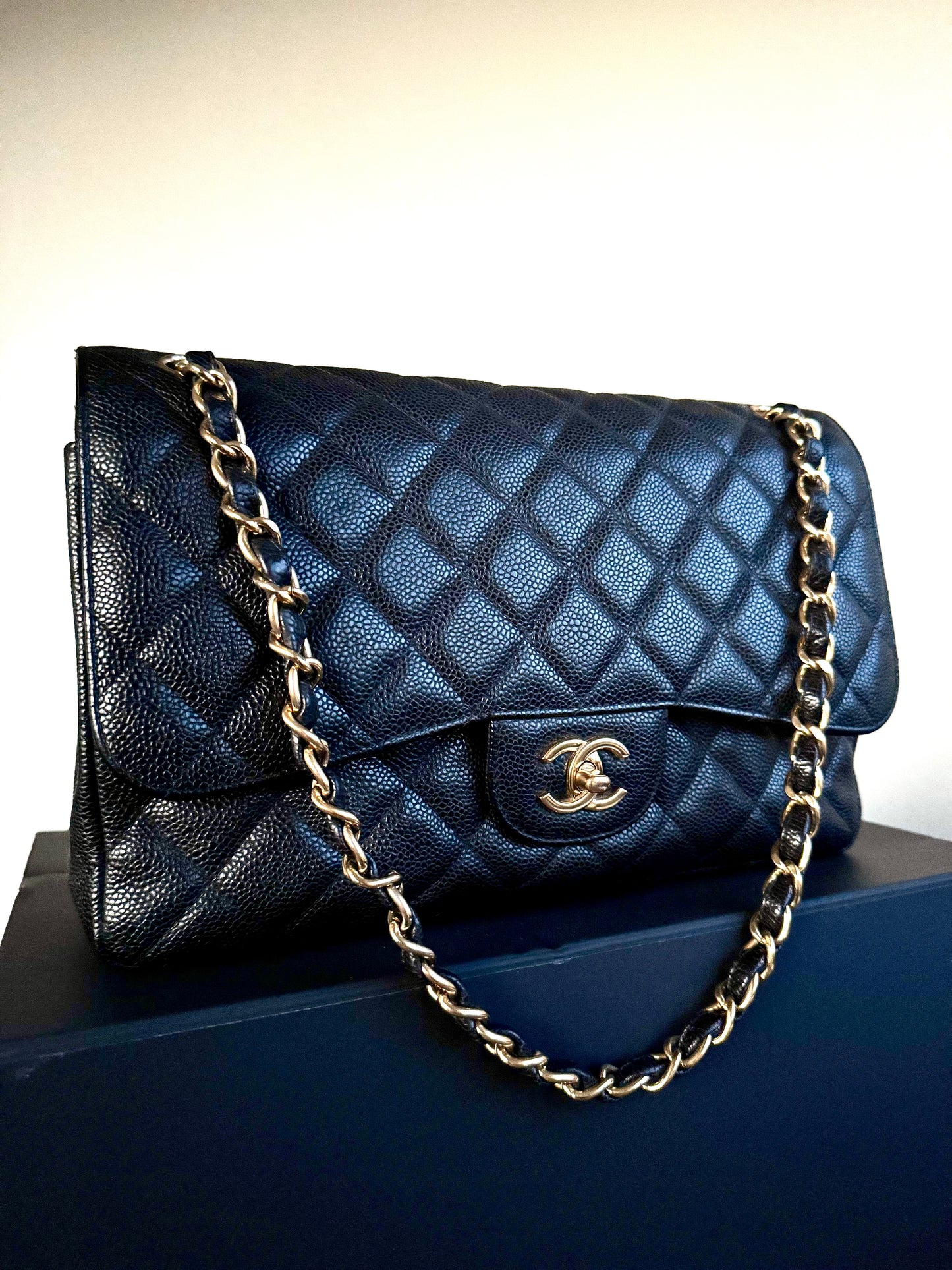 Pre-owned Chanel Timeless Classic Jumbo Black Caviar Flap Bag