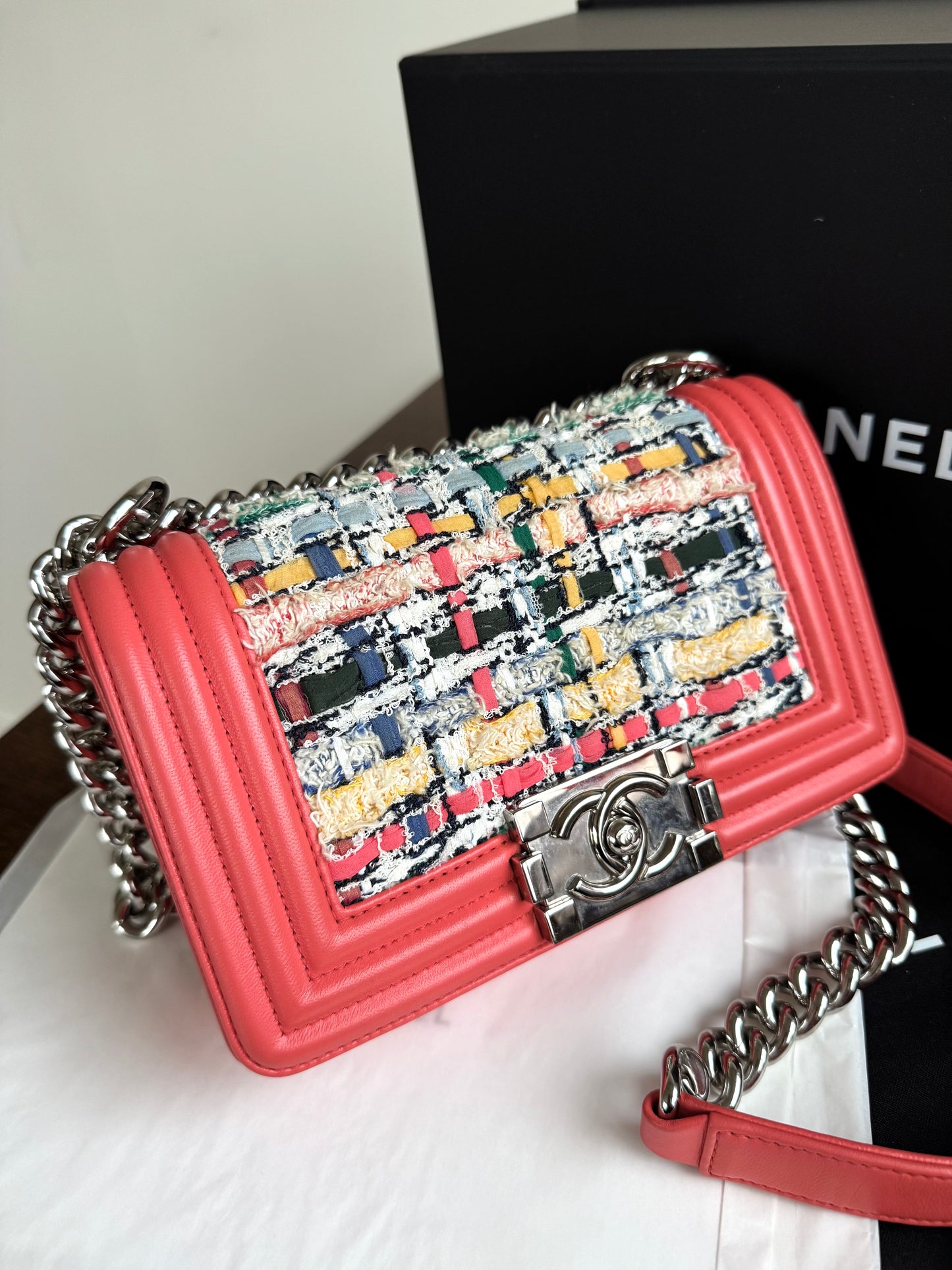 Pre-owned Chanel Boy Small Salmon Pink Tweed Leather Bag