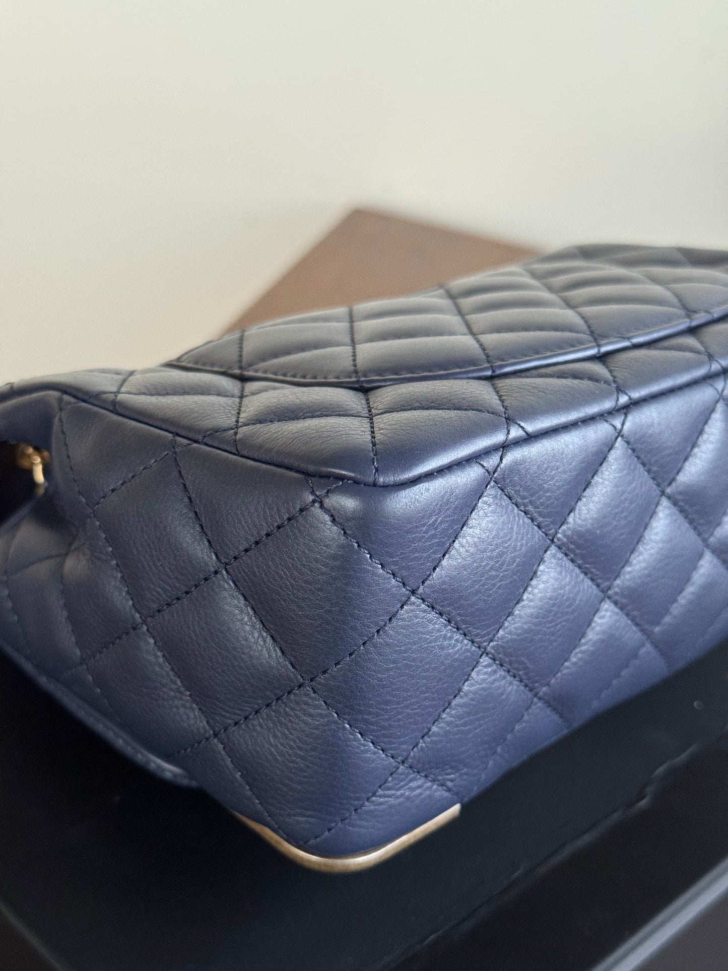 Pre-owned Chanel Rock The Corner Small Navy Leather Flap Bag